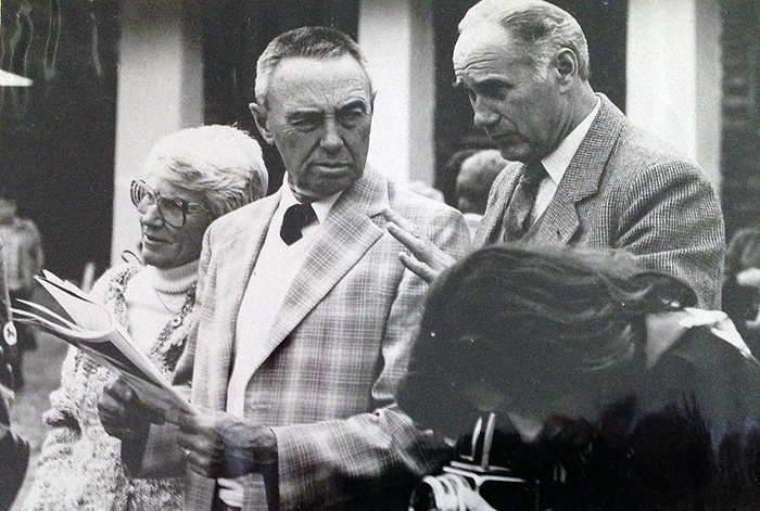 Dyr. Ignacy Jaworowski z Leonardem i Jean Skeggs (Locust Farm, Ohio), 1983. Fot. z archiwum domowego   