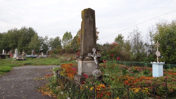 Jarczowce. The grave of the Dzieduszycki family. Photo by Krzysztof Czarnota
