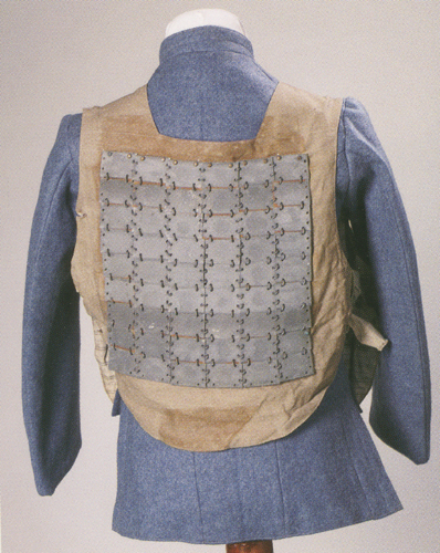 An armored vest. Source: The French Army, L. Mirouze, S. Dekerle, edited by Verlag Militaria 2008 