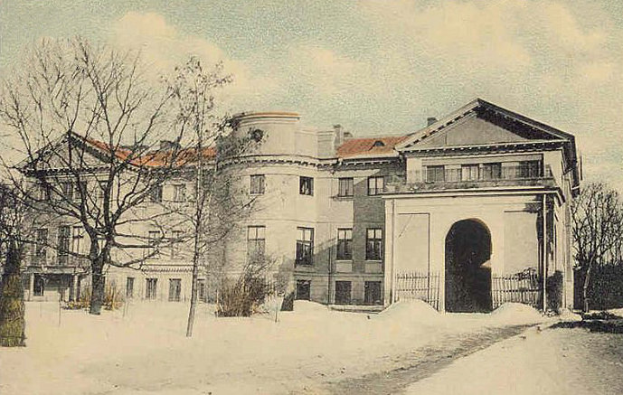Pałac Sanguszków w Sławucie na początku XX wieku, źródło: www.wolhynia.pl via Wikimedia